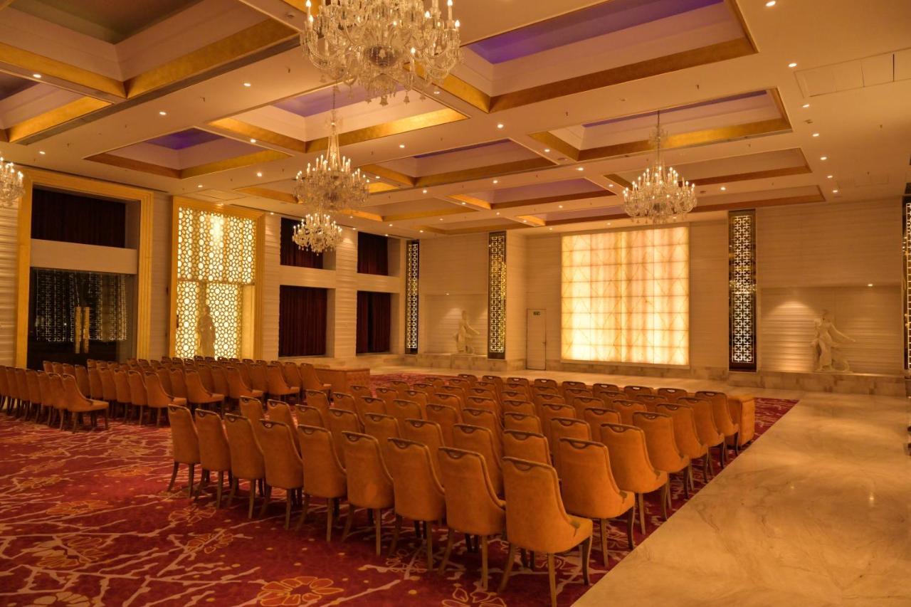 Stardom Resort Jaipur Ngoại thất bức ảnh