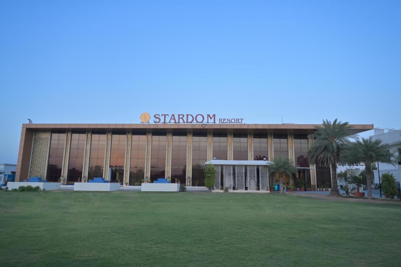 Stardom Resort Jaipur Ngoại thất bức ảnh