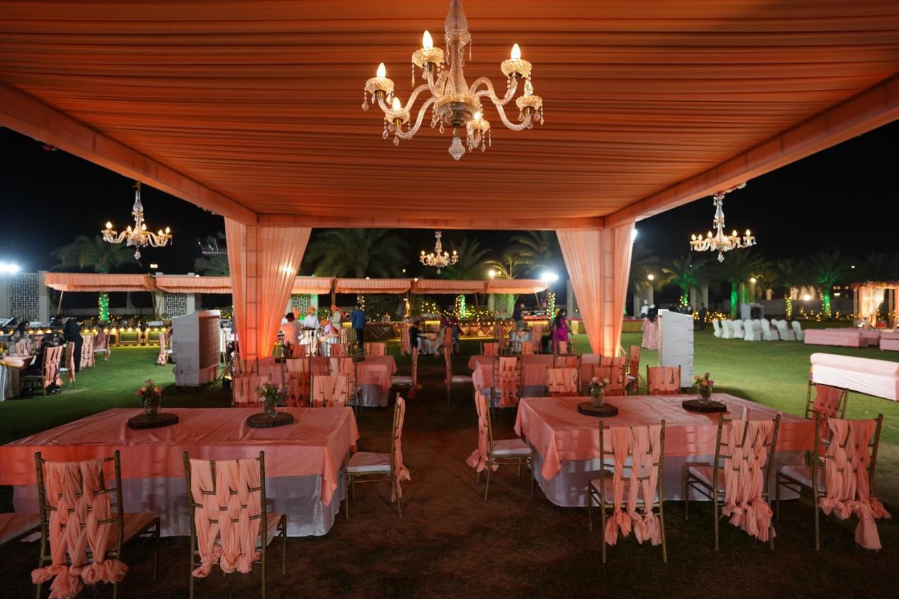 Stardom Resort Jaipur Ngoại thất bức ảnh