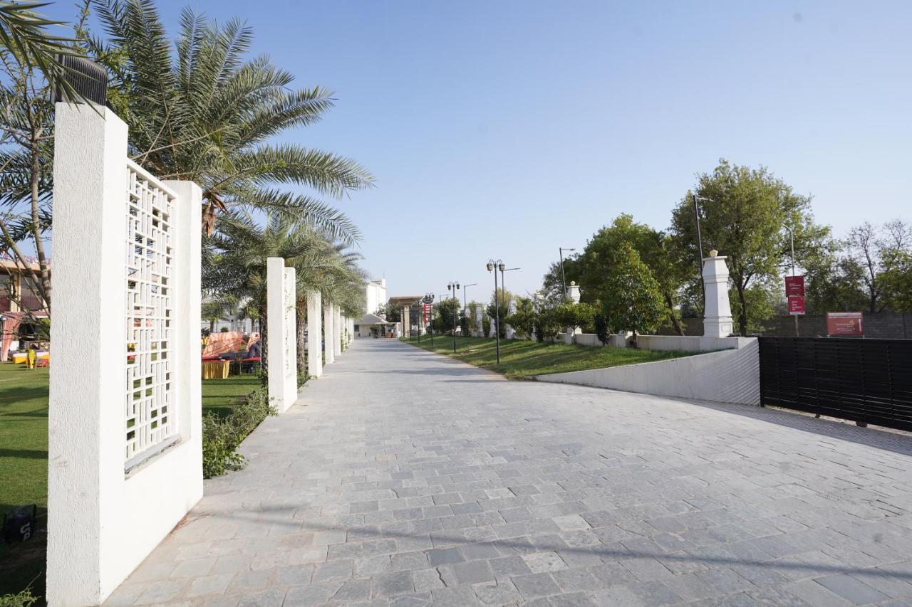 Stardom Resort Jaipur Ngoại thất bức ảnh