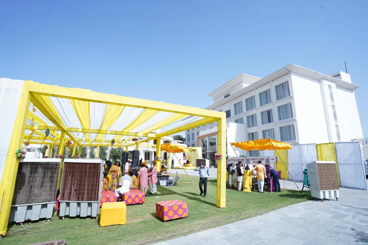Stardom Resort Jaipur Ngoại thất bức ảnh
